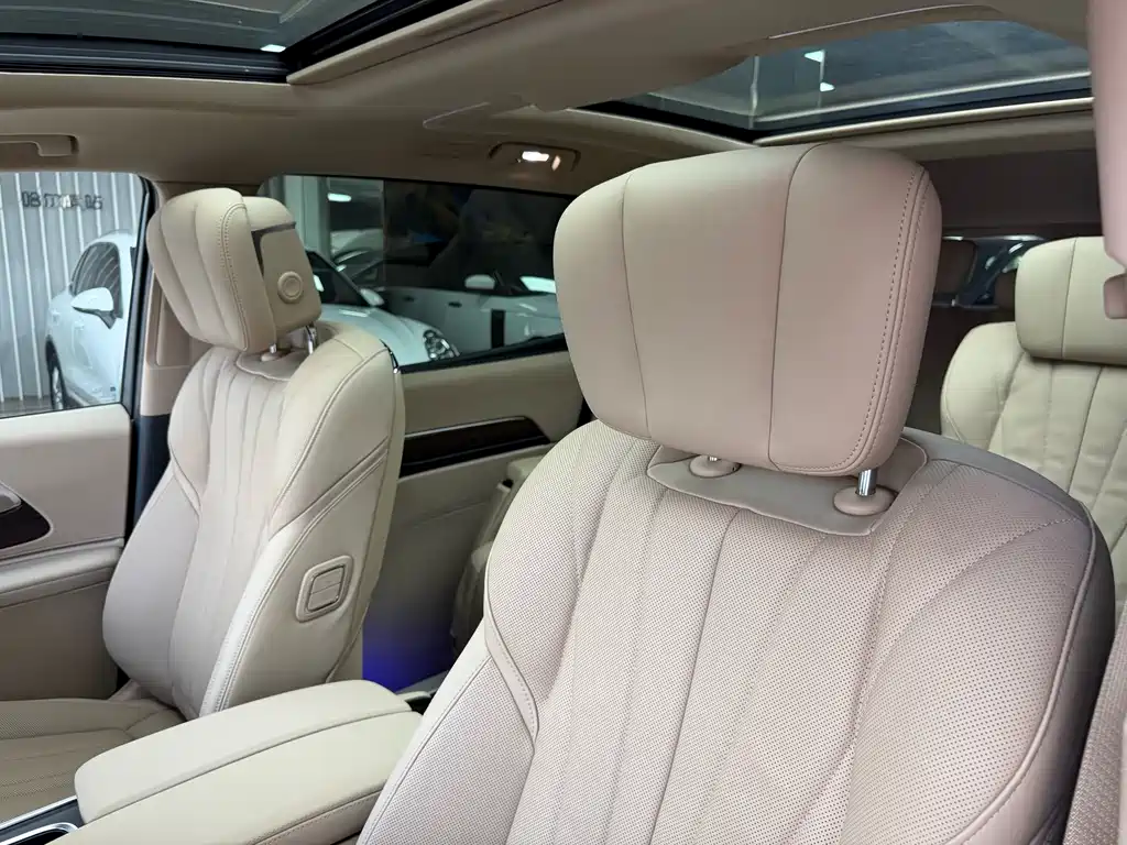 2023 Century 2.0T 7-seat Premium Edition