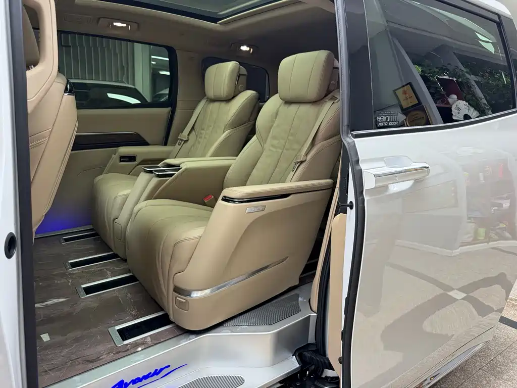 2023 Century 2.0T 7-seat Premium Edition