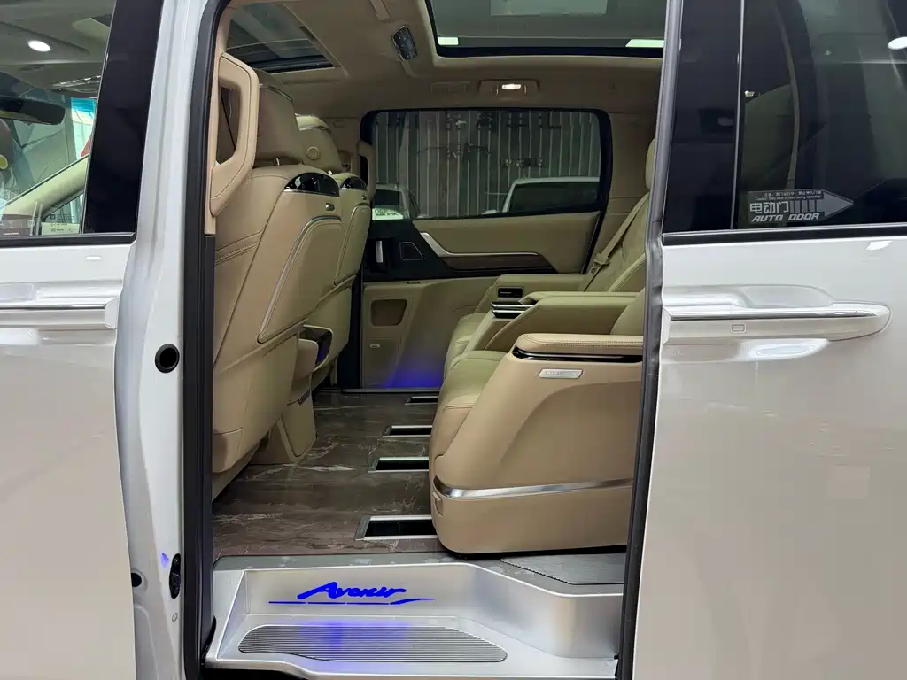 2023 Century 2.0T 7-seat Premium Edition