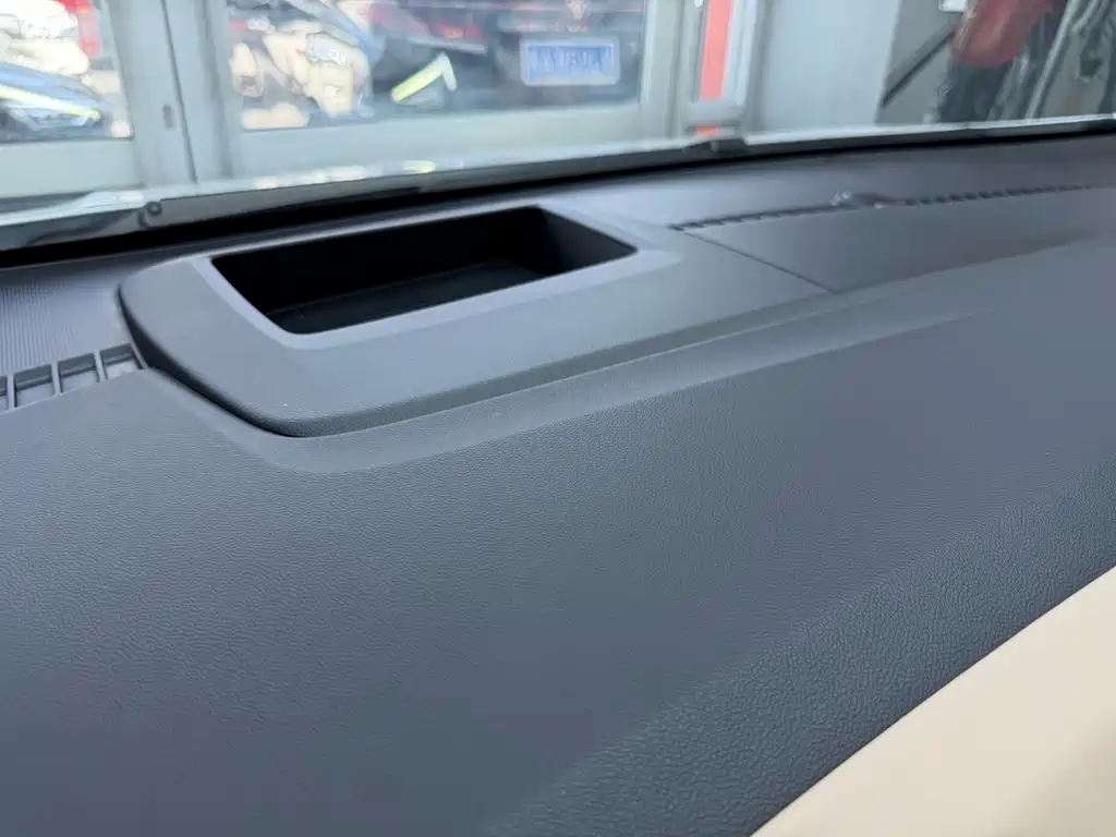 2023 Century 2.0T 7-seat Premium Edition