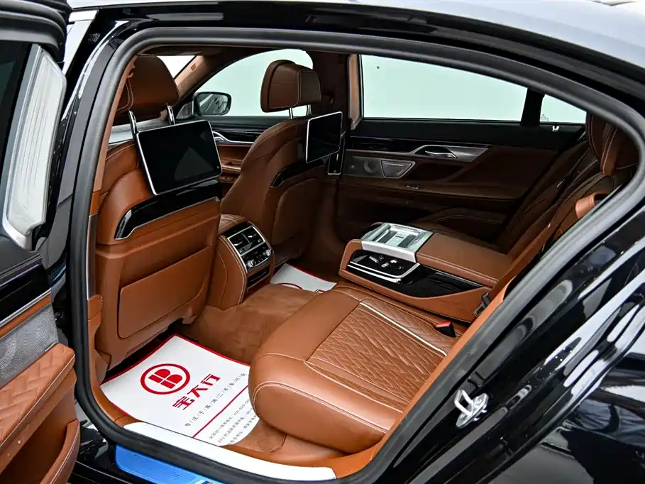 BMW 7 Series 2019 Model Facelift 740Li xDrive Executive M Sport Package