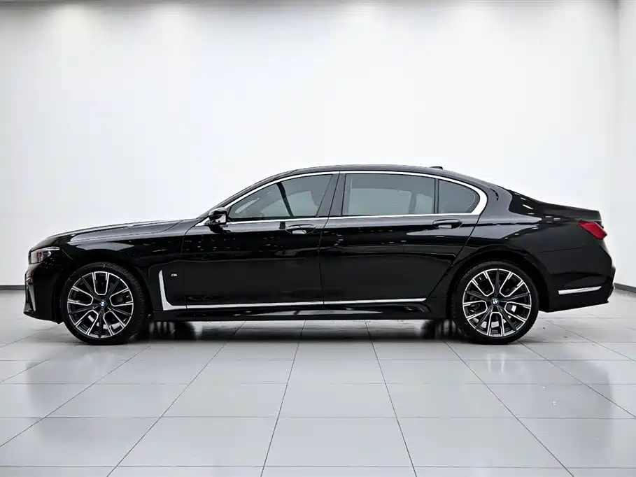 BMW 7 Series 2019 Model Facelift 740Li xDrive Executive M Sport Package