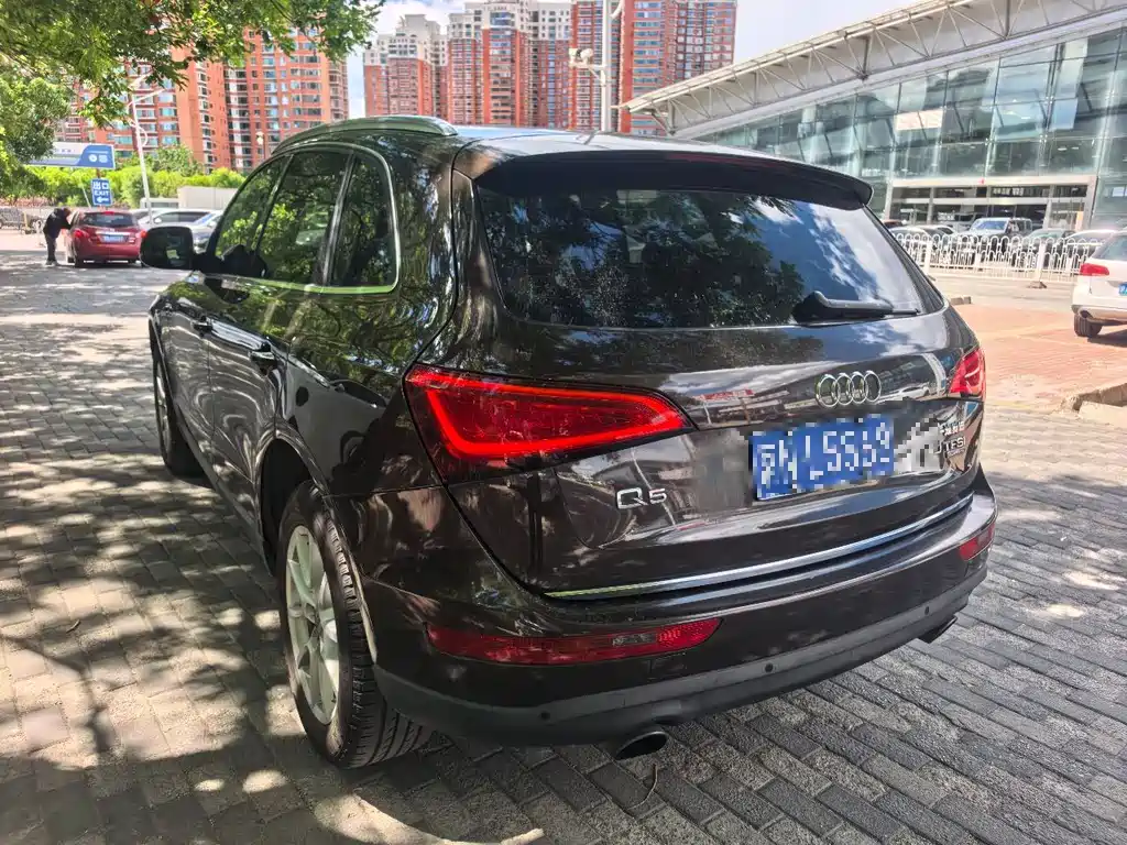 Audi Q5 2016 model 40 TFSI Sportline