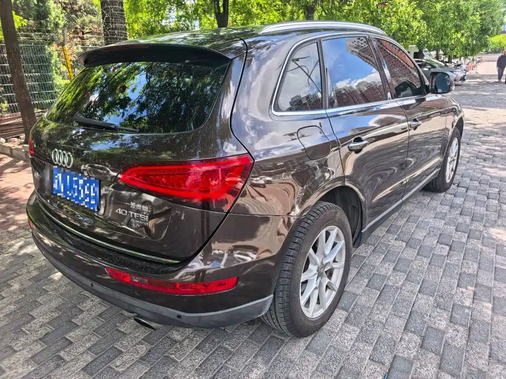Audi Q5 2016 model 40 TFSI Sportline