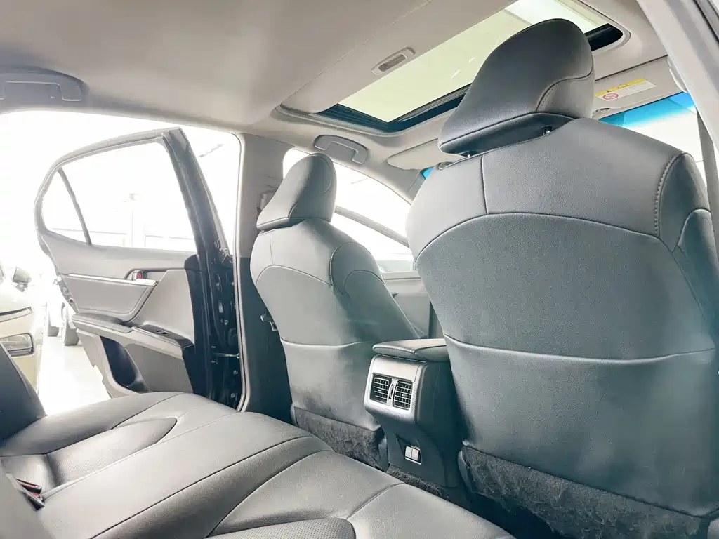 Camry 2022 2.0GVP Leading Edition