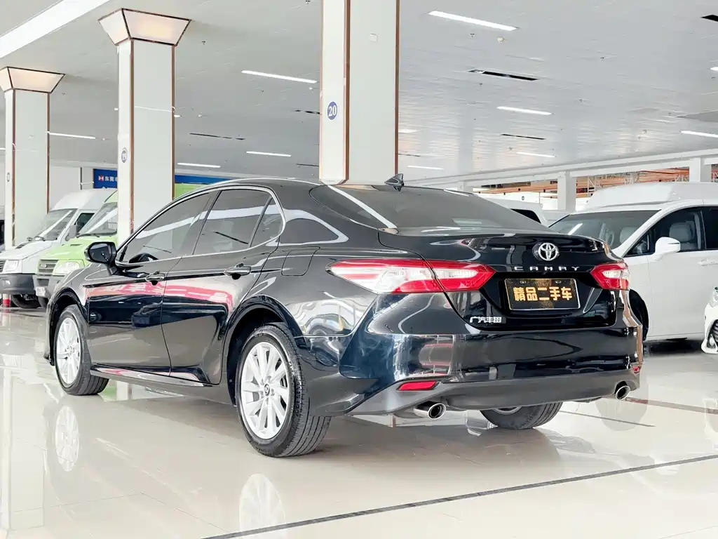 Camry 2022 2.0GVP Leading Edition