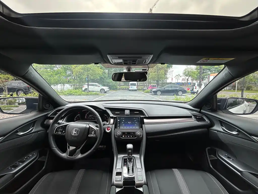 Civic 2021 Hatchback 220TURBO CVT ChaoKuKong
