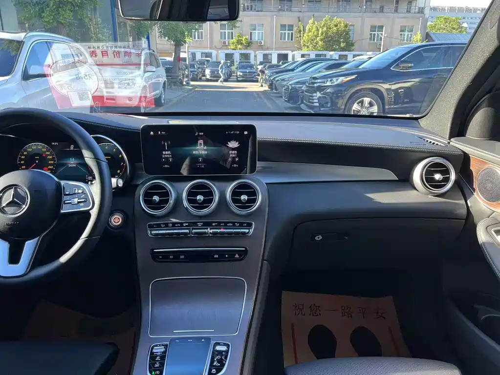 Mercedes-Benz GLC 2022 Facelift 260 L 4MATIC Luxury Edition