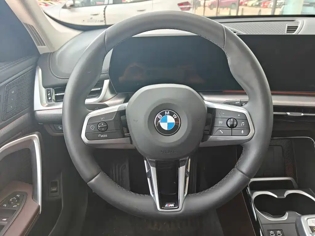 BMW X1 2024 sDrive25Li M Sport Package