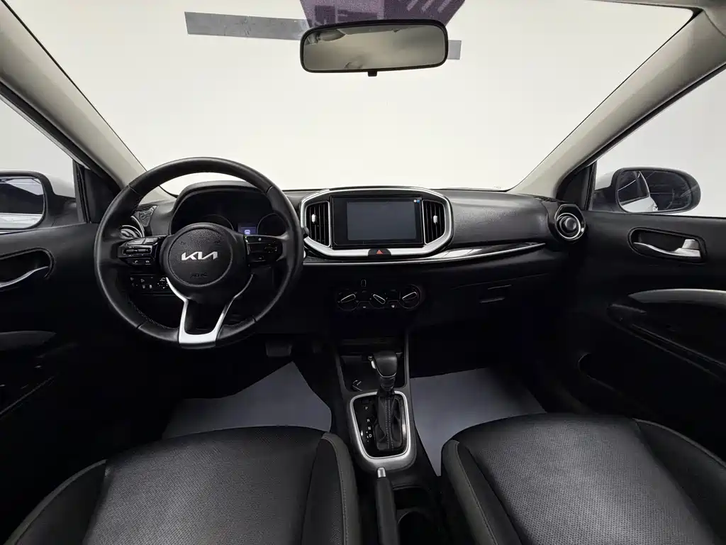 Yipao 2021 Model 1.4L CVT Fun Enjoy Edition