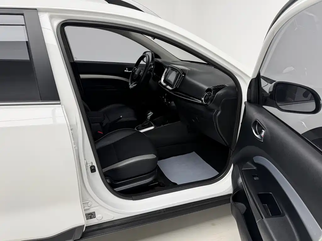 Yipao 2021 Model 1.4L CVT Fun Enjoy Edition