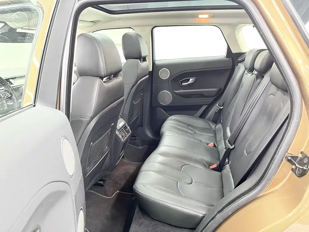 Range Rover Evoque 2015 2.0T Five-Door Pulsar Edition