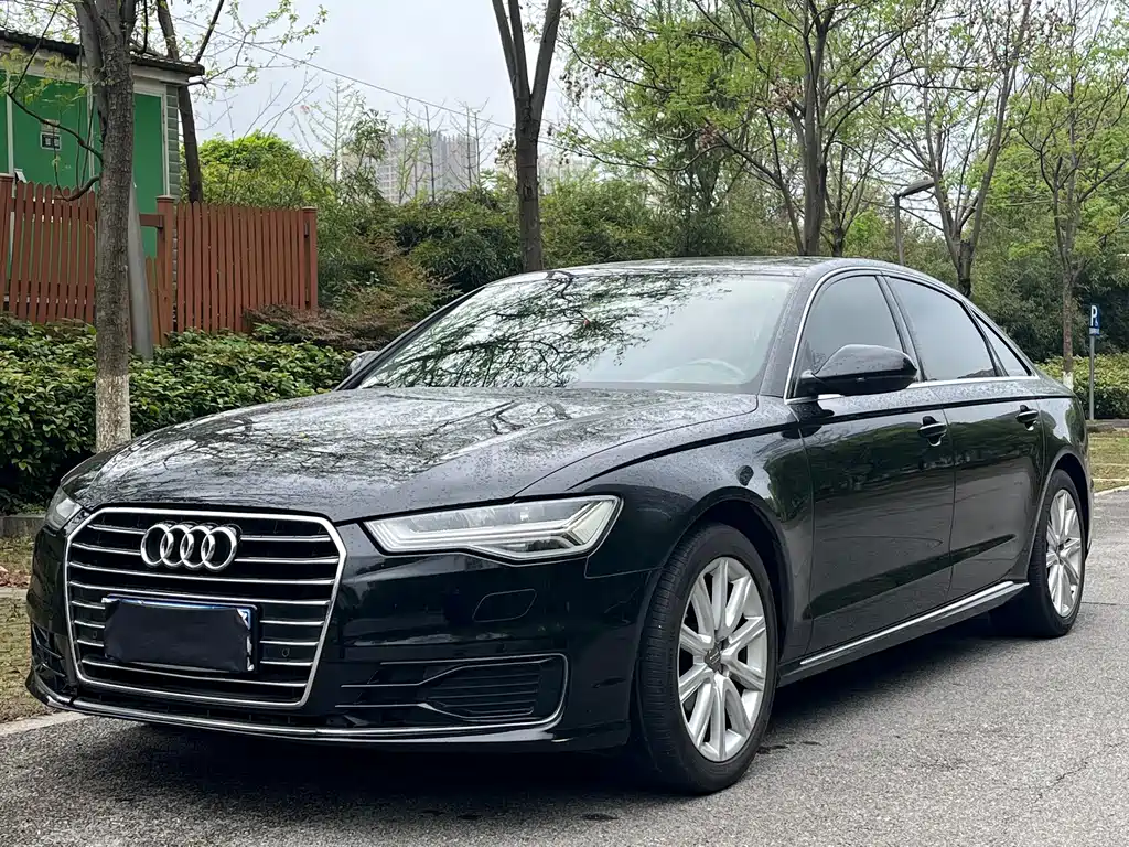 Audi A6L 2018 30th Anniversary Edition TFSI Sport Line