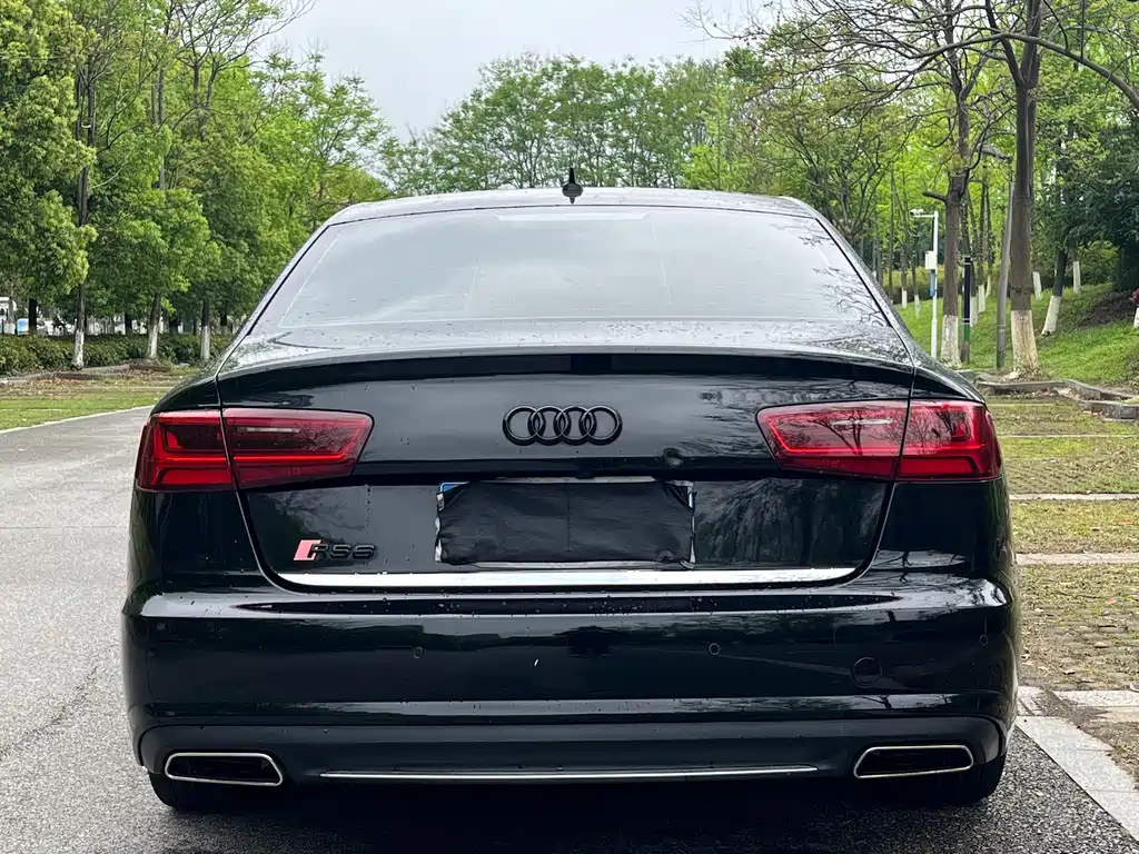 Audi A6L 2018 30th Anniversary Edition TFSI Sport Line
