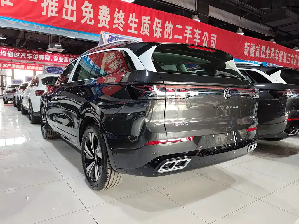 揽巡 2025 380TSI 4x4 R-Line Touring ZHONGXING