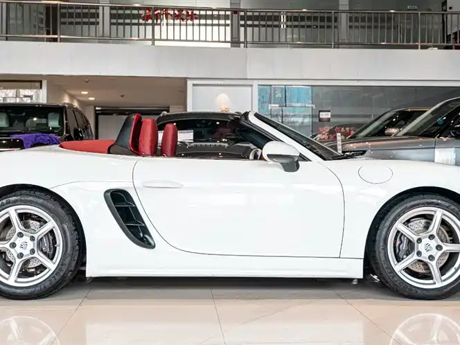 Porsche 718 Boxster 2.0T 2022 Model