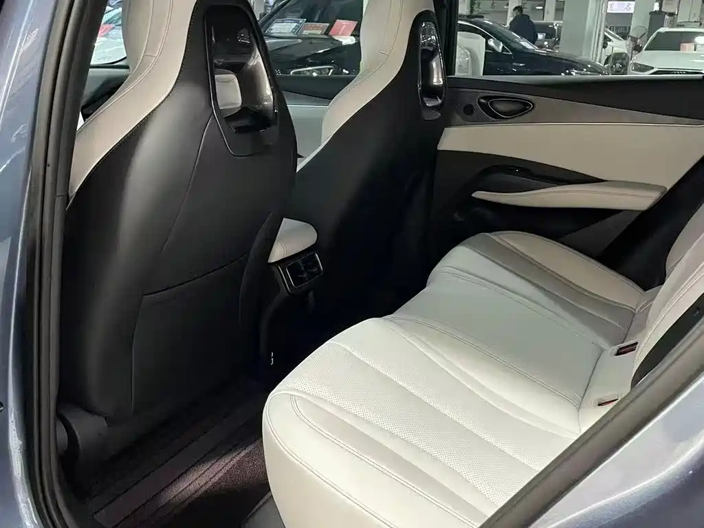 Seal 06 2025 Model DM-i Smart Drive Edition 80KM Luxury Type