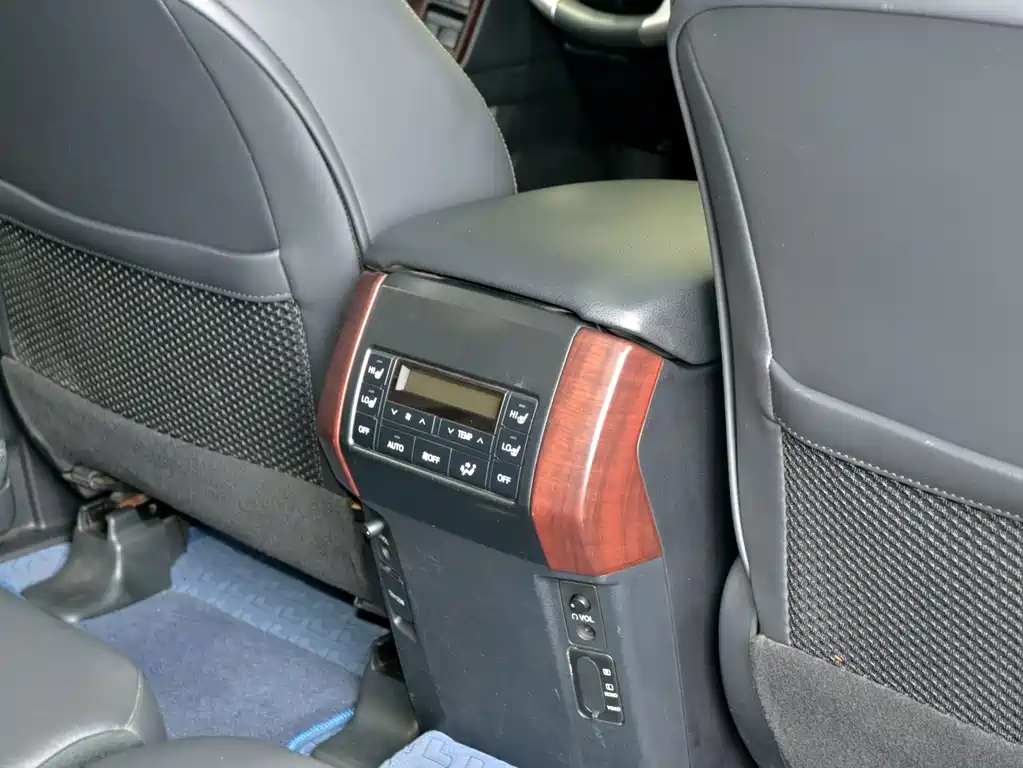 Prado 2016 3.5L Automatic TX-L NAVI