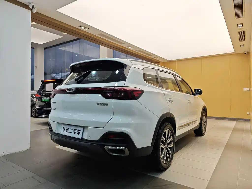Huayue 8 2019 1.6TGDI Automatic Luxury Edition