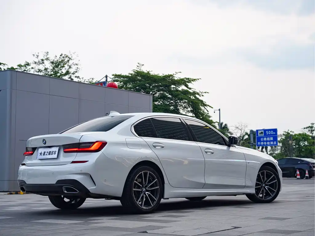 BMW 3 Series 2021 325Li M Sport Package