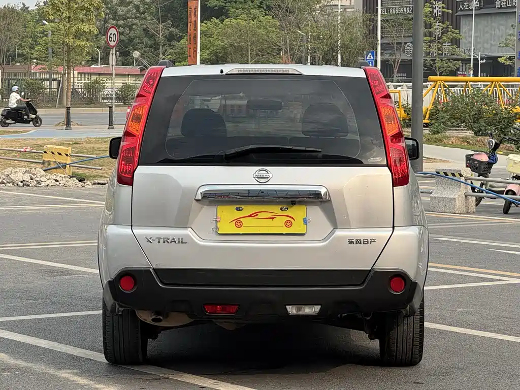 Qashqai 2010 2.5L Manual Luxury Edition 4WD