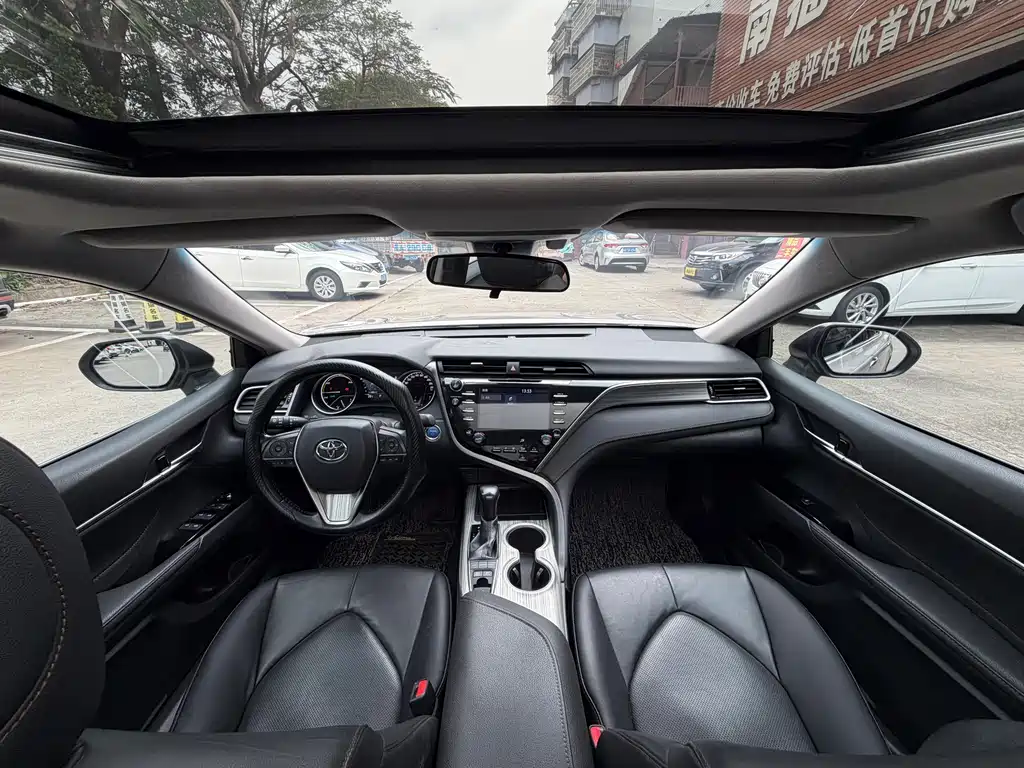 Camry 2018 Hybrid 2.5HG Luxury Edition