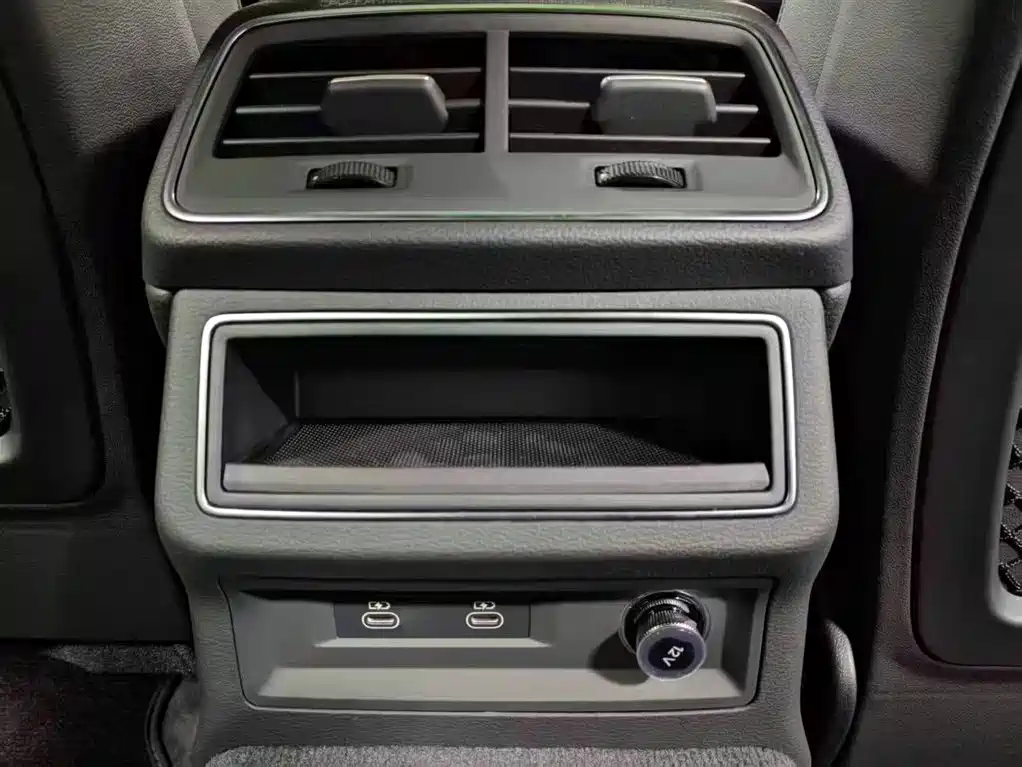 Audi A6L 2023 40 TFSI Luxury Dynamic Edition