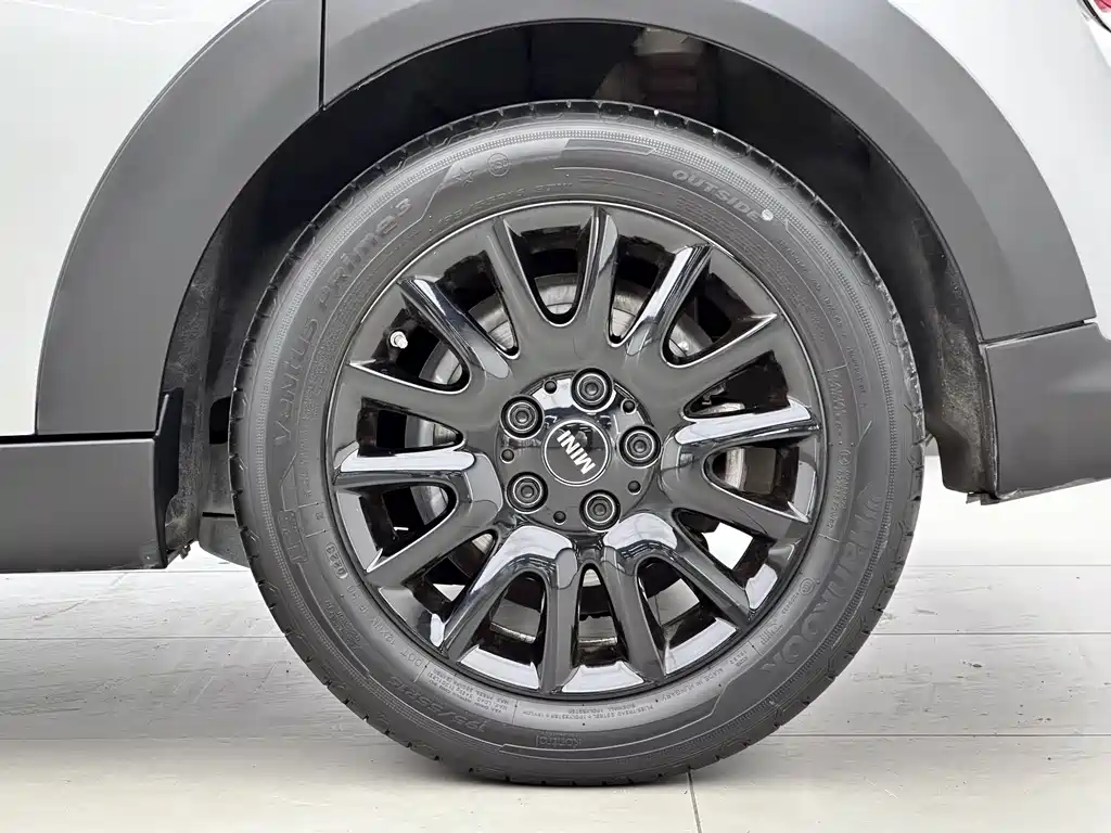 MINI 2023 1.5T ONE 5-Door Edition