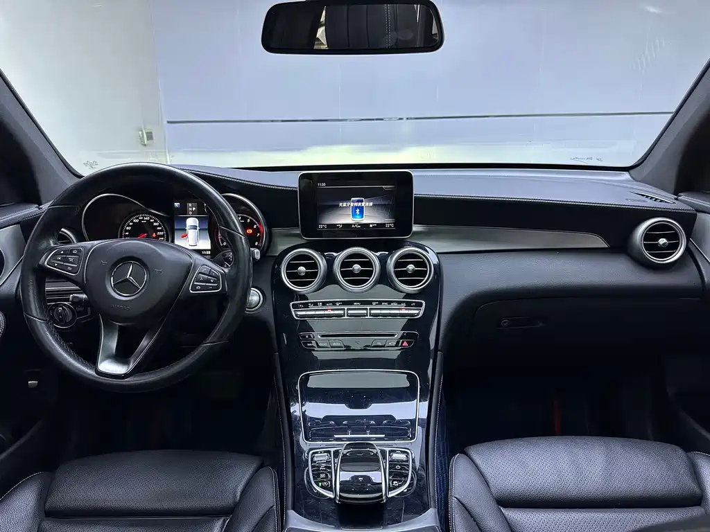 Mercedes-Benz GLC 2019 GLC 200 L 4MATIC