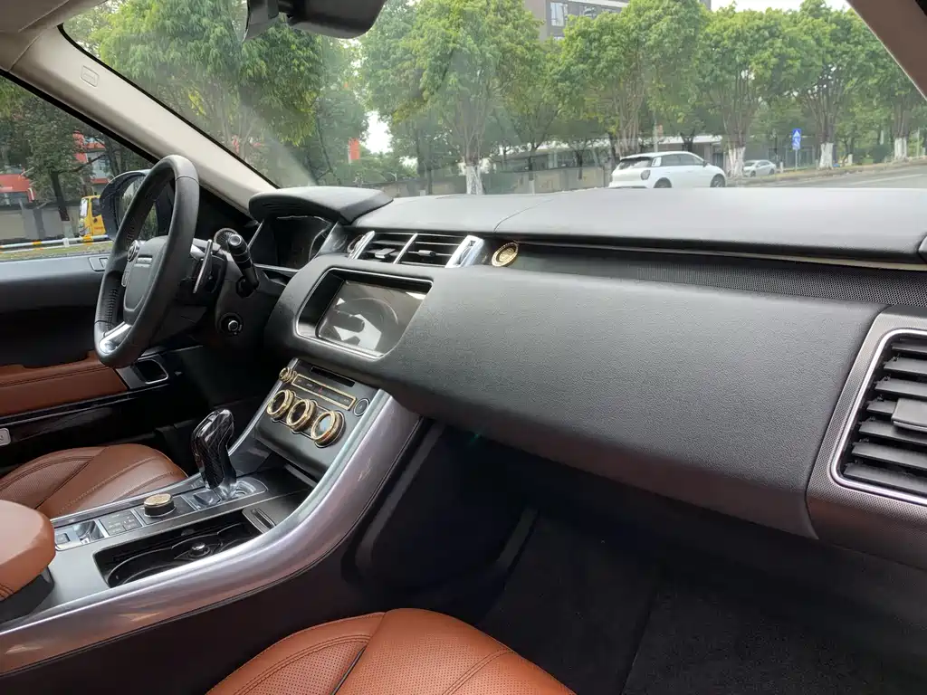 Range Rover Sport 2017 3.0 SC V6 HSE Dynamic