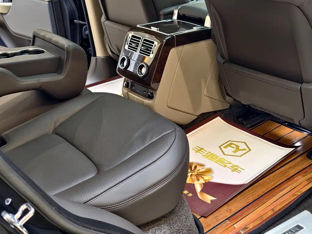 Range Rover 2021 3.0 L6 Classic Extended Edition