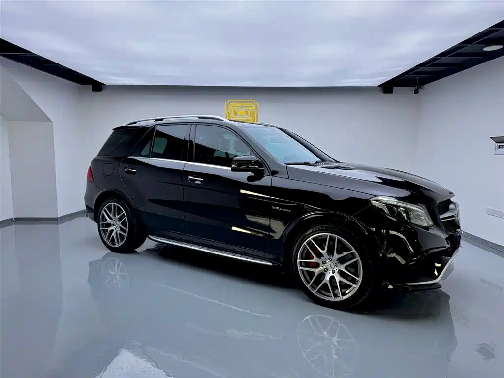 Mercedes-Benz GLE AMG 2015 Model AMG GLE 63 S 4MATIC