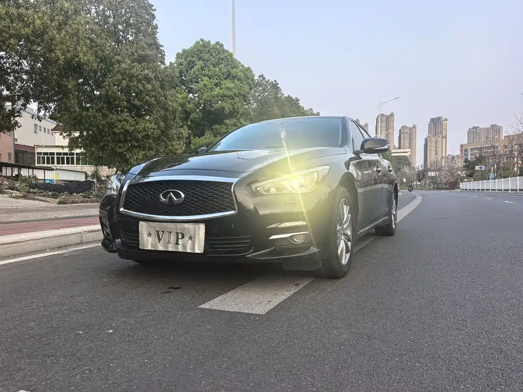 Infiniti Q50L 2016 Edition 2.0T Enjoyment Version