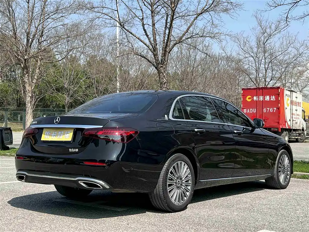 Mercedes-Benz E-Class 2021 E 300 L Fashion Edition