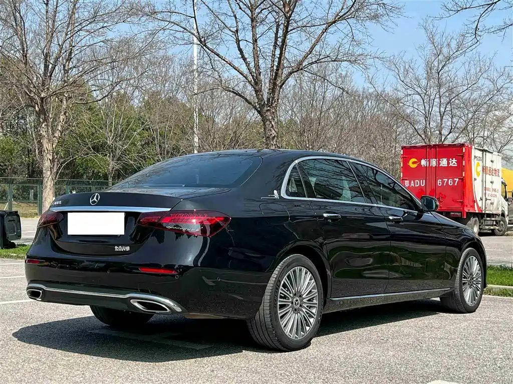 Mercedes-Benz E-Class 2021 E 300 L Fashion Edition