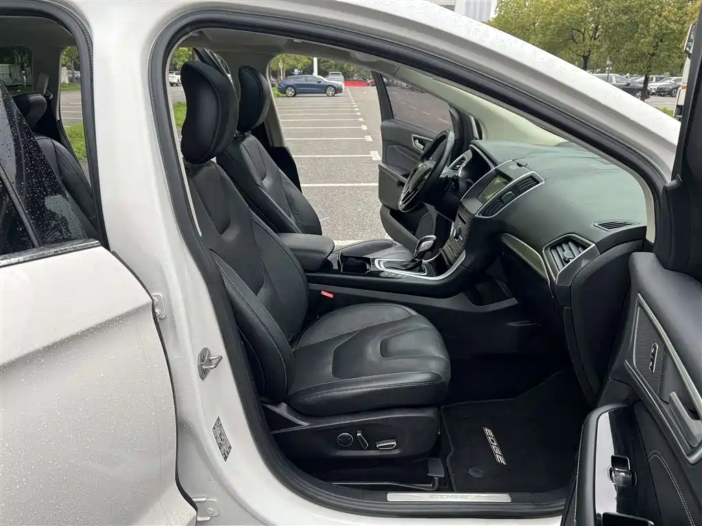 Escape 2016 EcoBoost 245 AWD Premium 7-seat