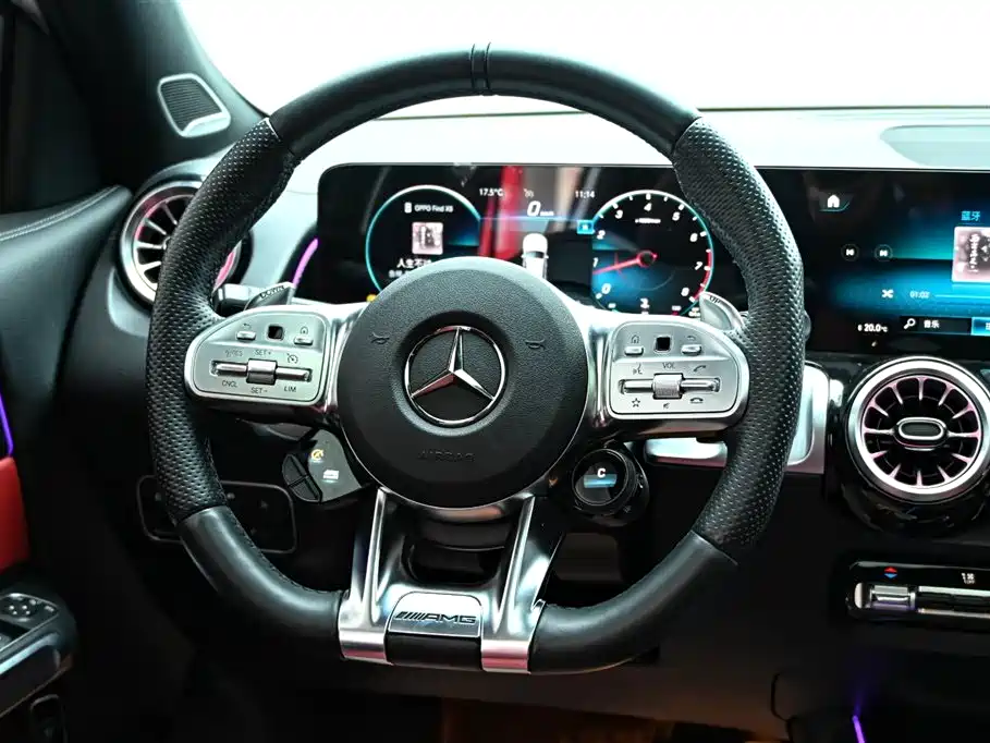 Mercedes GLB AMG 2023 AMG GLB 35 4MATIC