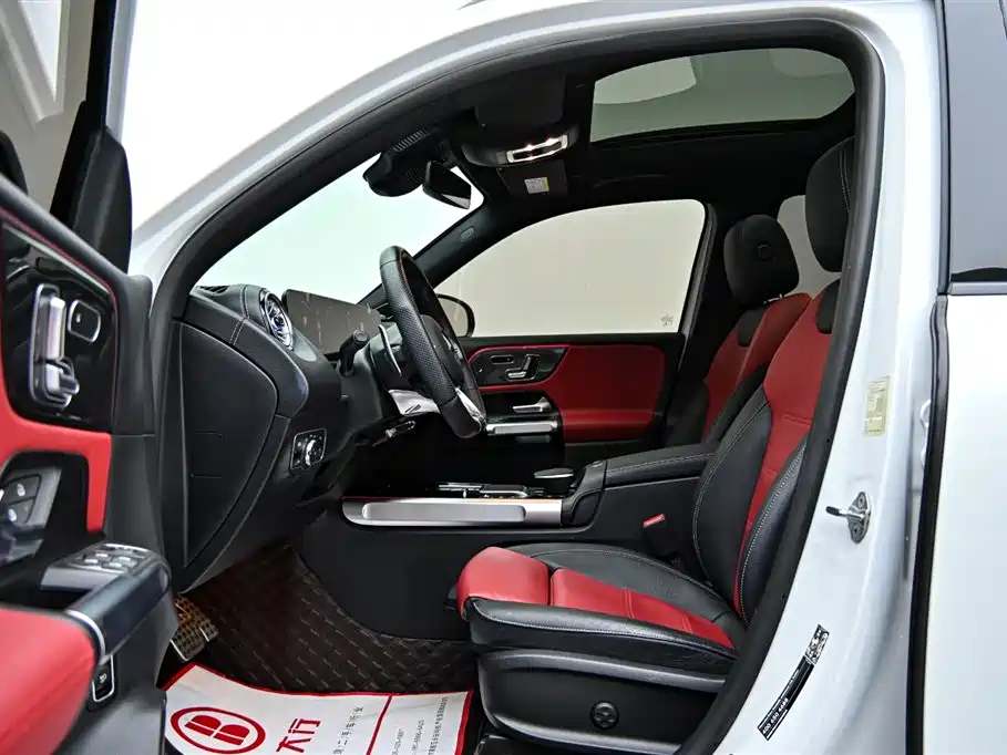 Mercedes GLB AMG 2023 AMG GLB 35 4MATIC