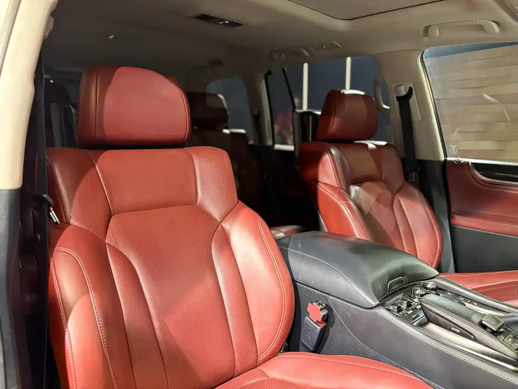 Lexus LX 2017 570 Luxury Edition