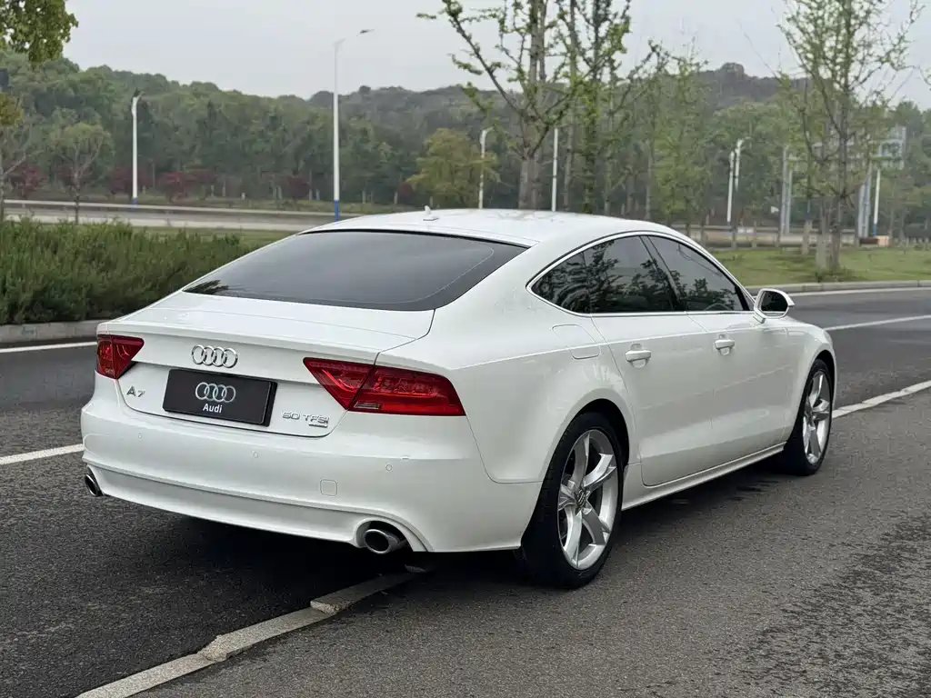 Audi A7 2014 model 35 FSI quattro Tech Line