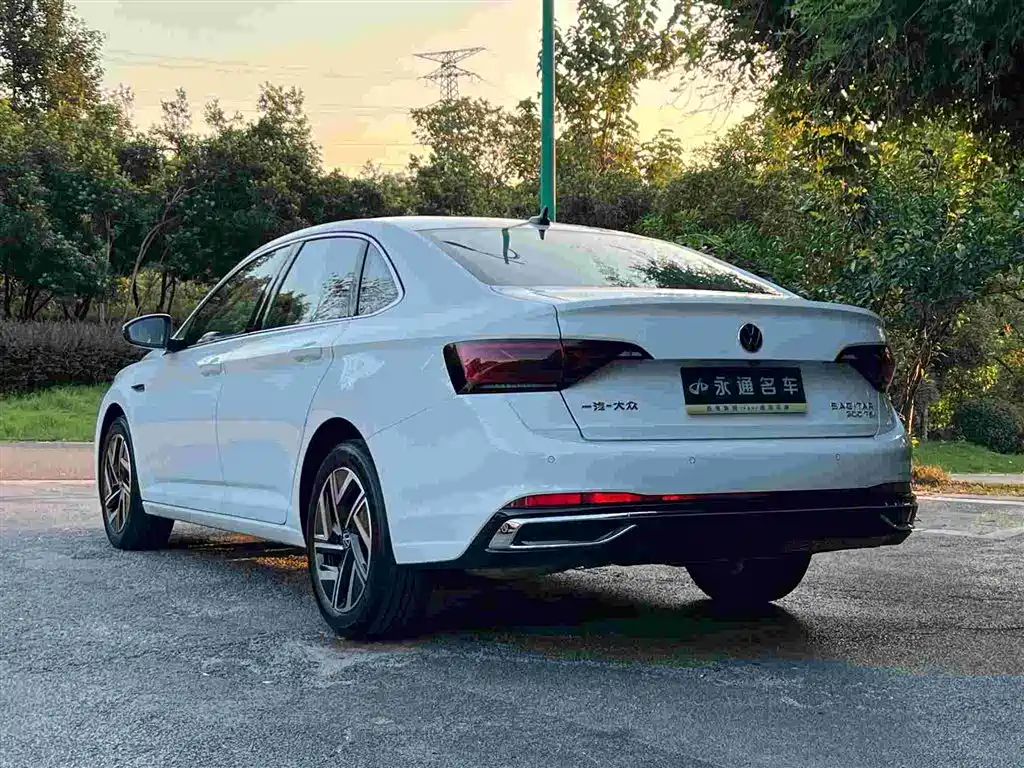 2023 Volkswagen Sagitar 300 TSI DSG Prestige Edition