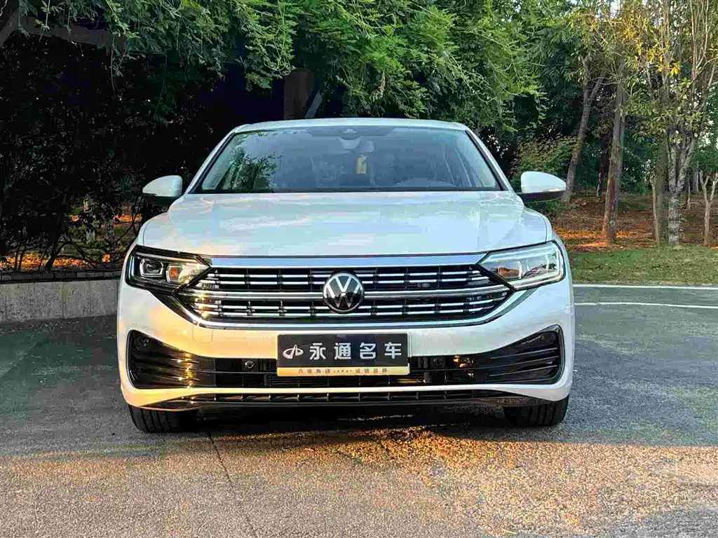 2023 Volkswagen Sagitar 300 TSI DSG Prestige Edition