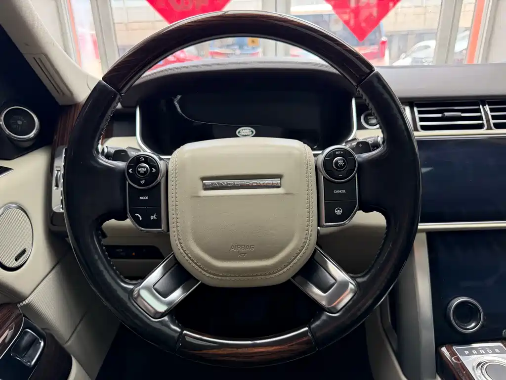 Range Rover 2014 model 3.0 TDV6 Vogue