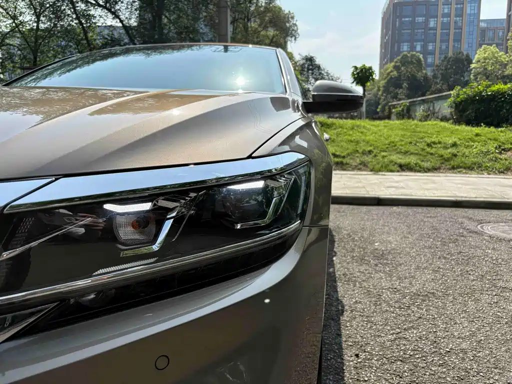 Passat 2019 330 TSI Elite Edition National VI