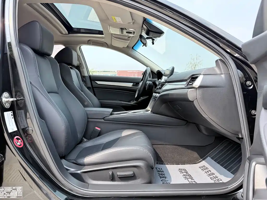 Accord 2018 Hybrid 2.0L Sharp Lead Edition National VI