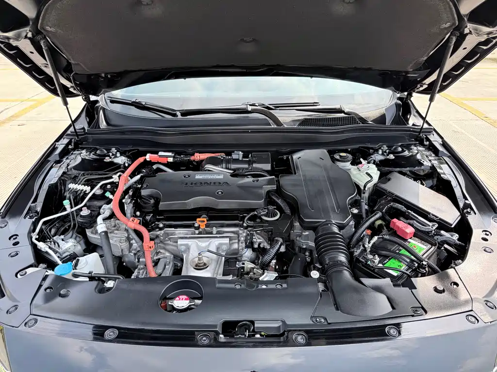 Accord 2018 Hybrid 2.0L Sharp Lead Edition National VI
