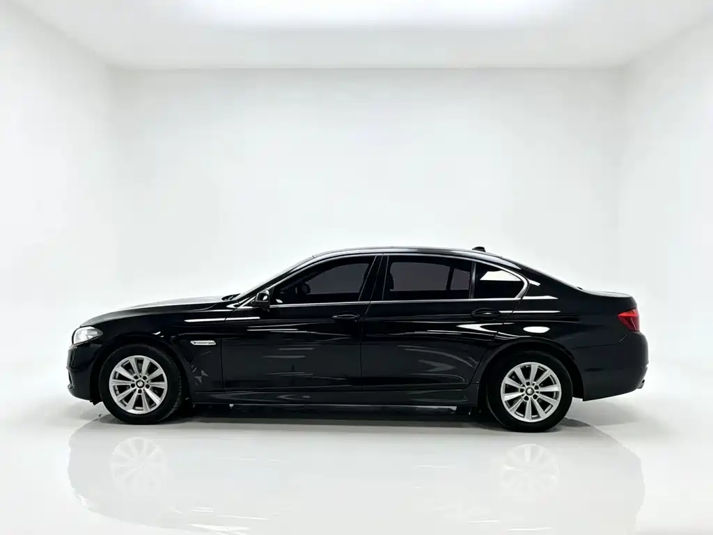 BMW 5 Series 2014 model 520Li Elegant Edition