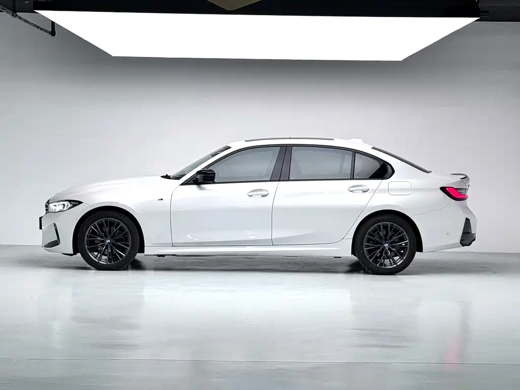 BMW 3 Series 2023 Model 325i M Sport Nightshade Package