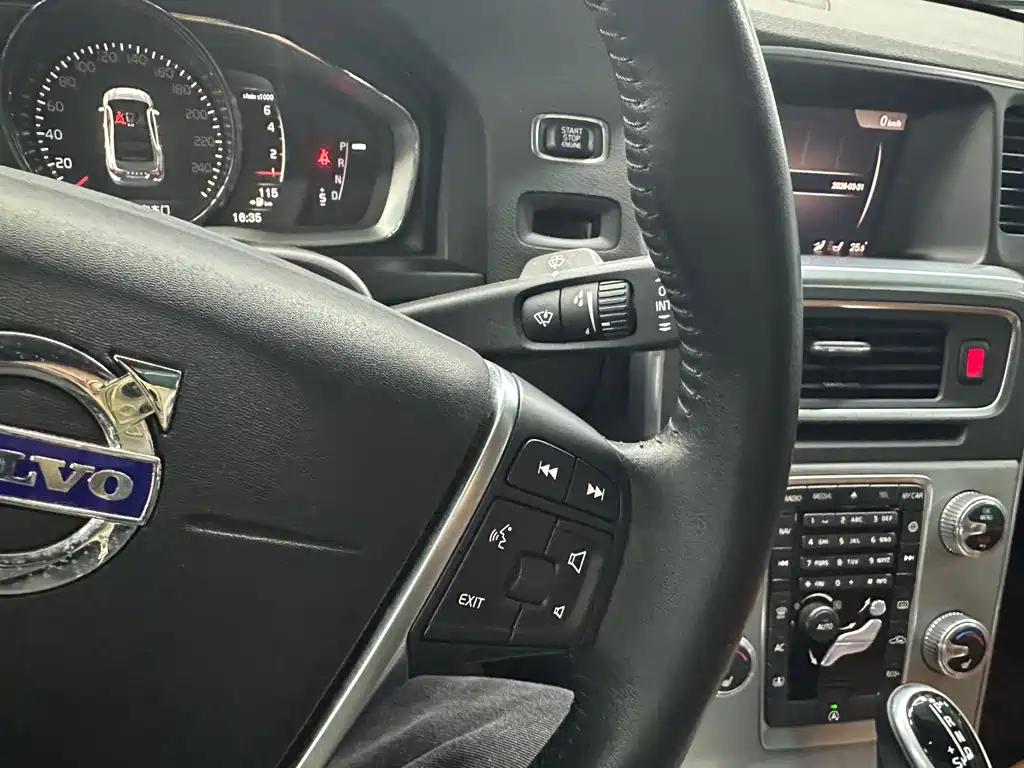 Volvo S60 2017 S60L T5 Smart Drive Edition