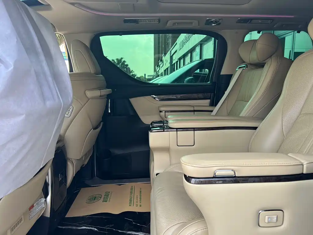 Alphard 2020 2.5L尊贵版 Hybrid